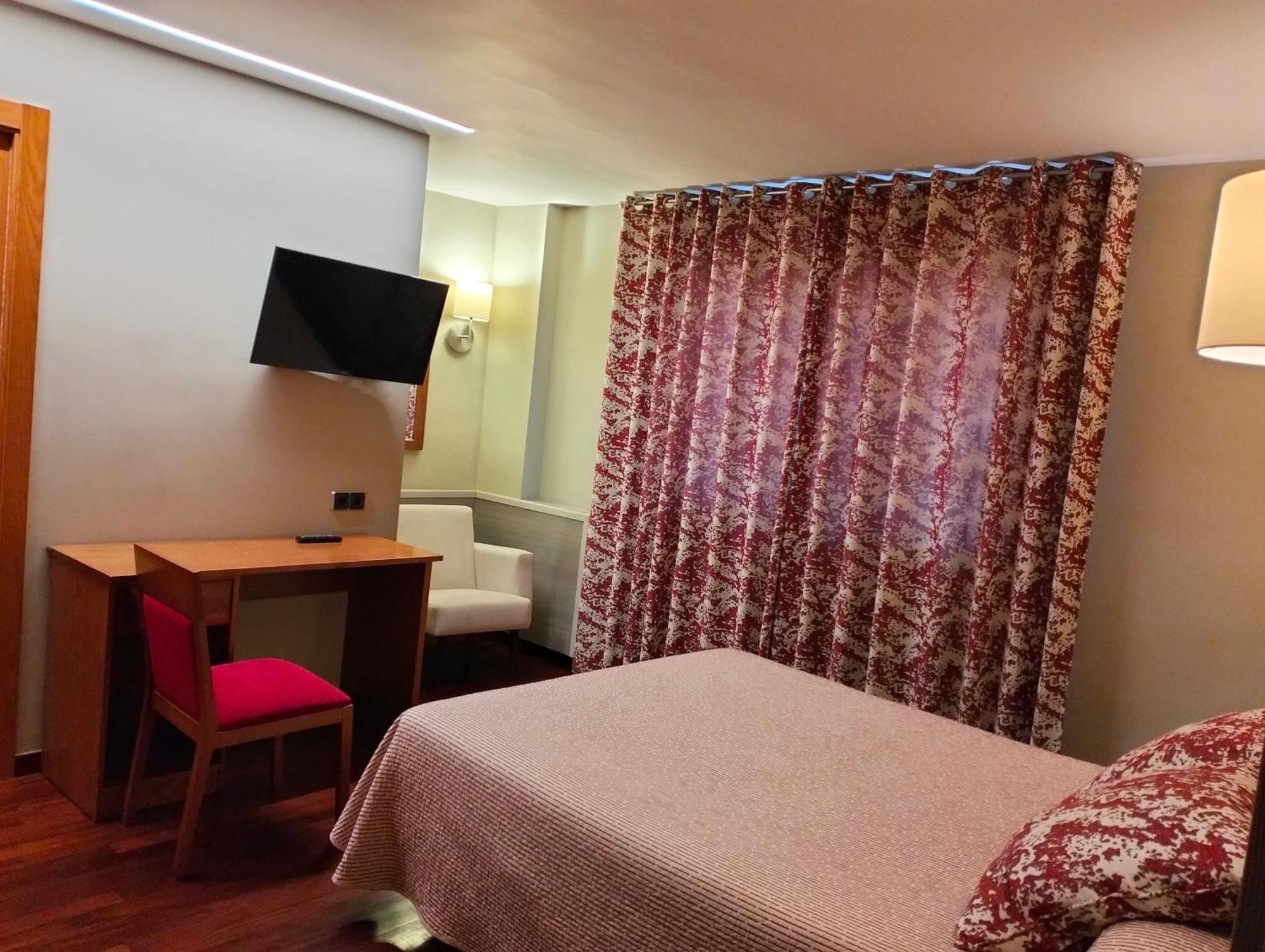 Hotel Aragueells Benasque Extérieur photo