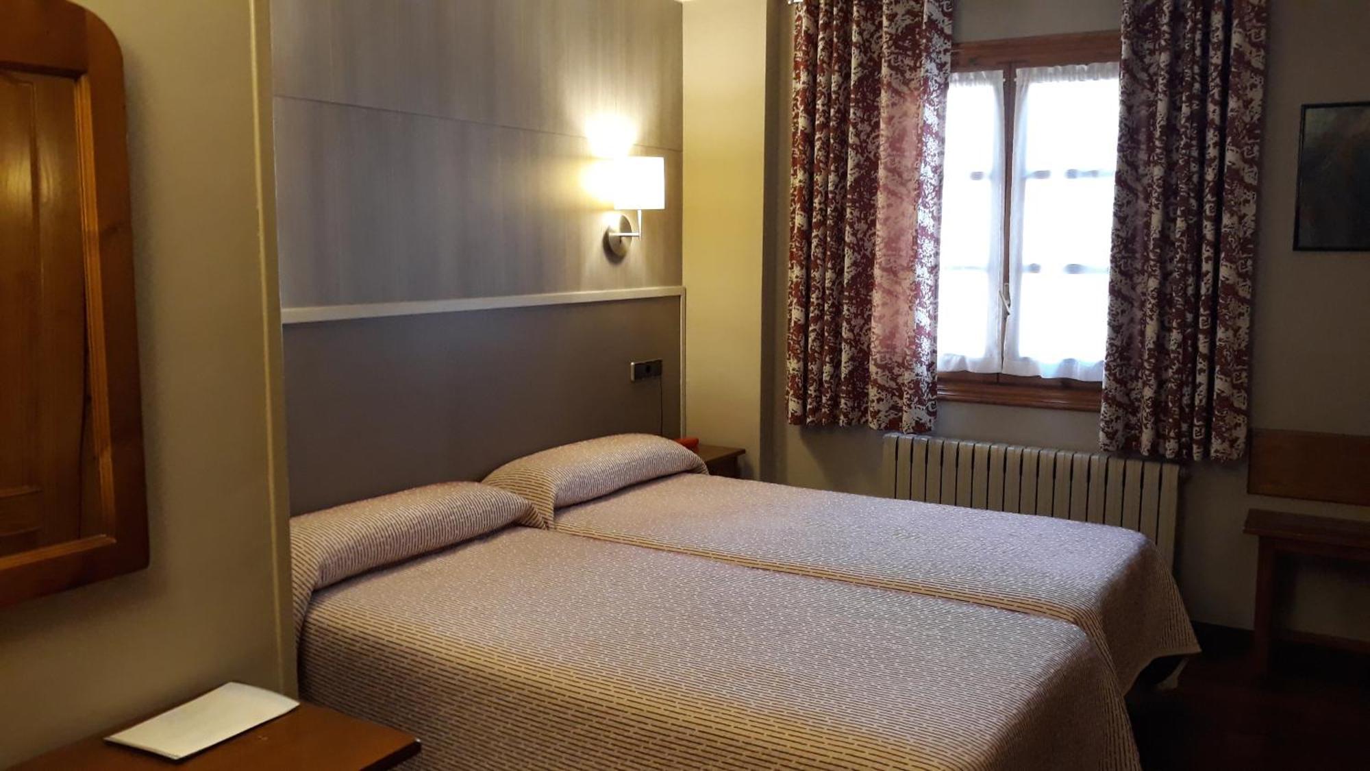 Hotel Aragueells Benasque Extérieur photo