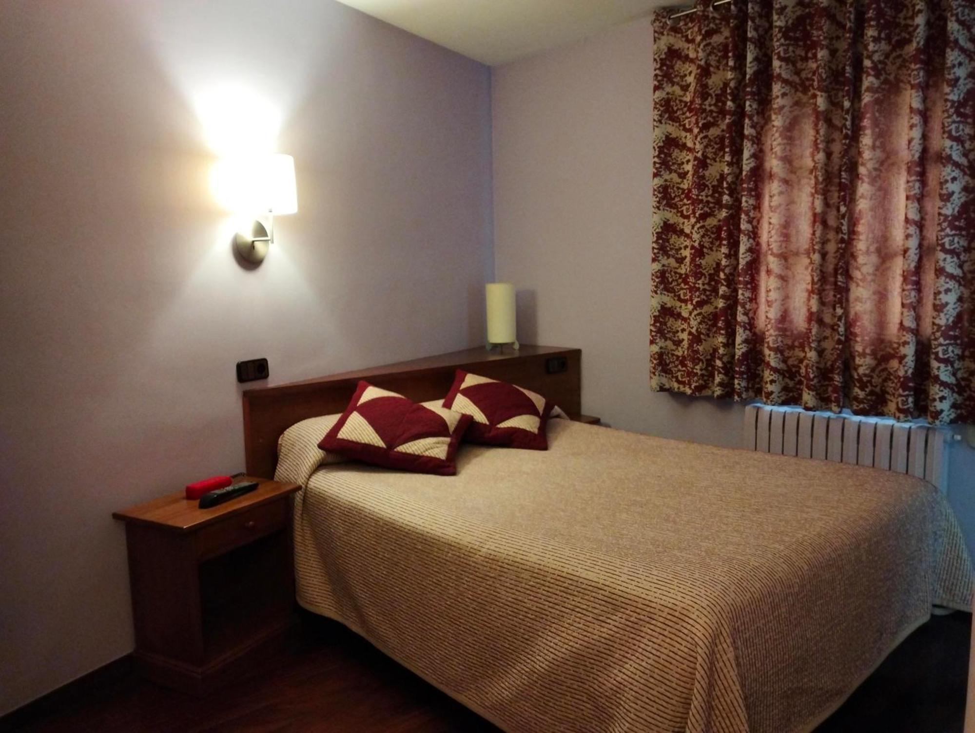 Hotel Aragueells Benasque Extérieur photo