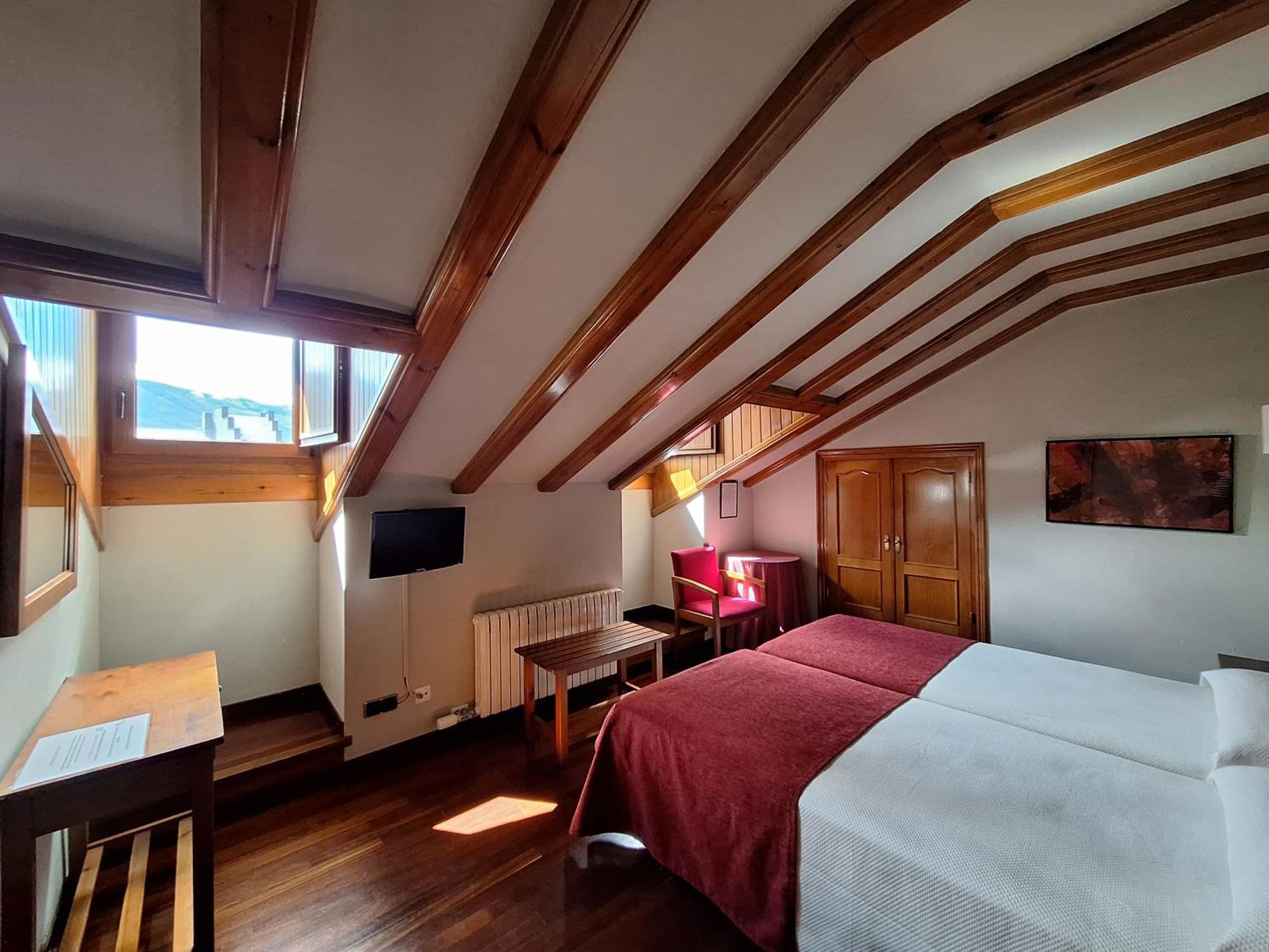 Hotel Aragueells Benasque Extérieur photo