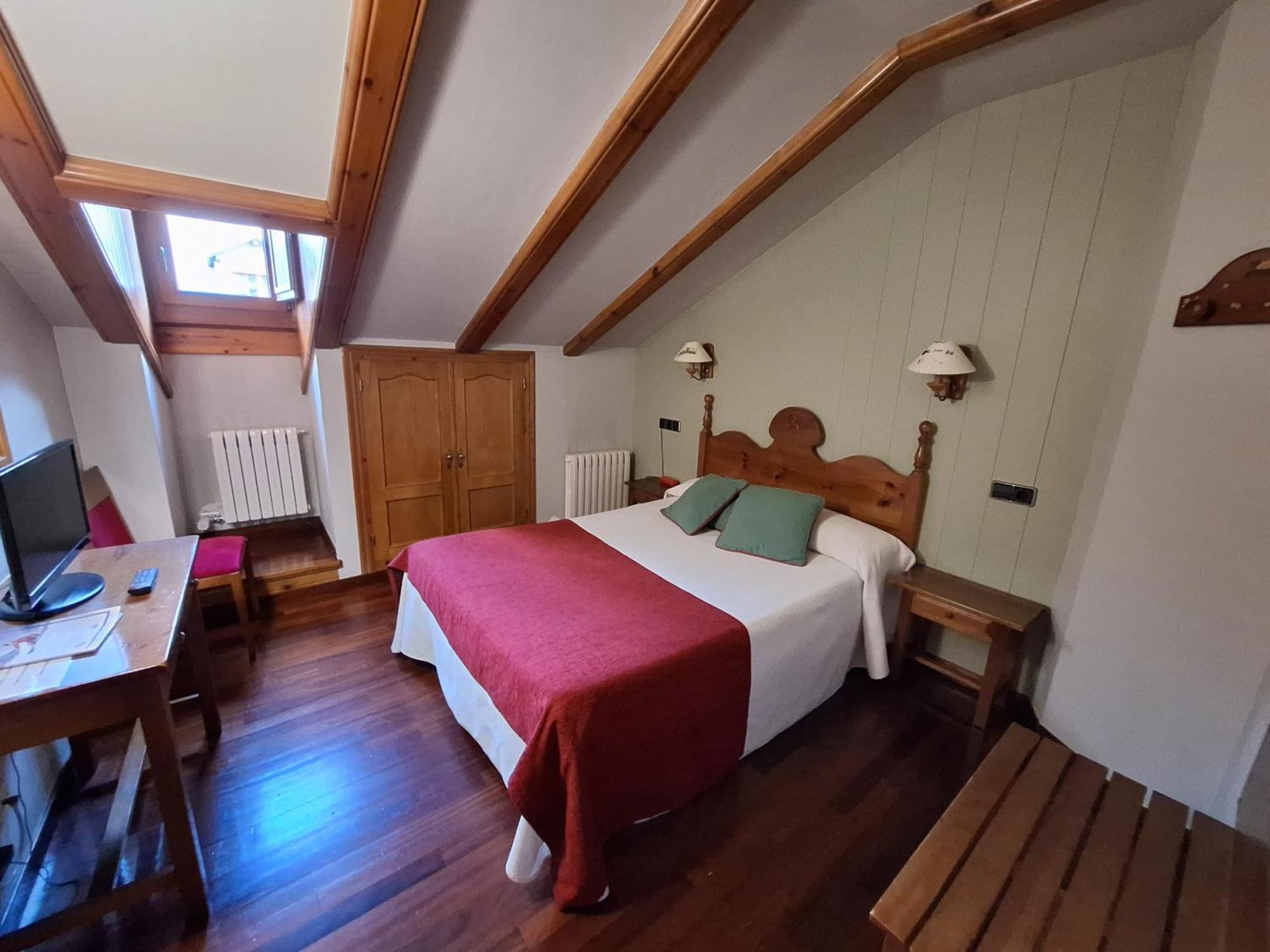 Hotel Aragueells Benasque Extérieur photo
