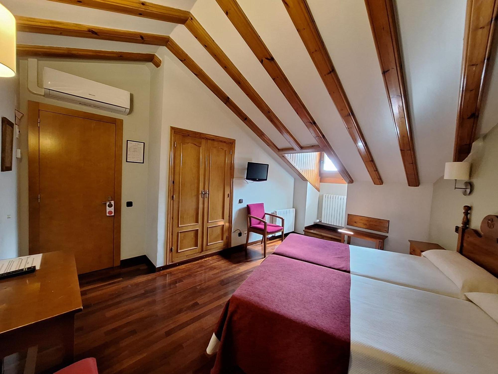 Hotel Aragueells Benasque Extérieur photo