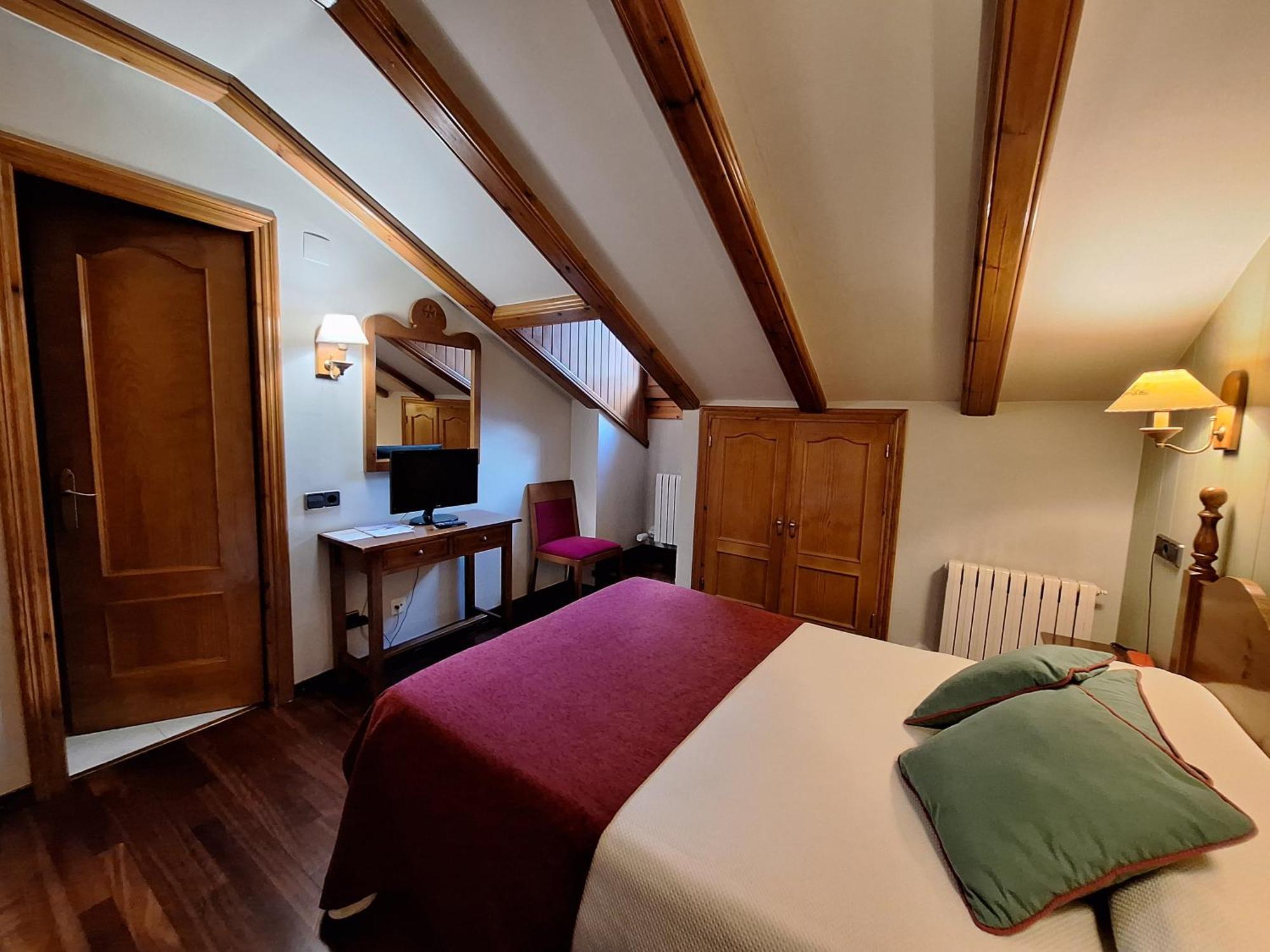 Hotel Aragueells Benasque Extérieur photo