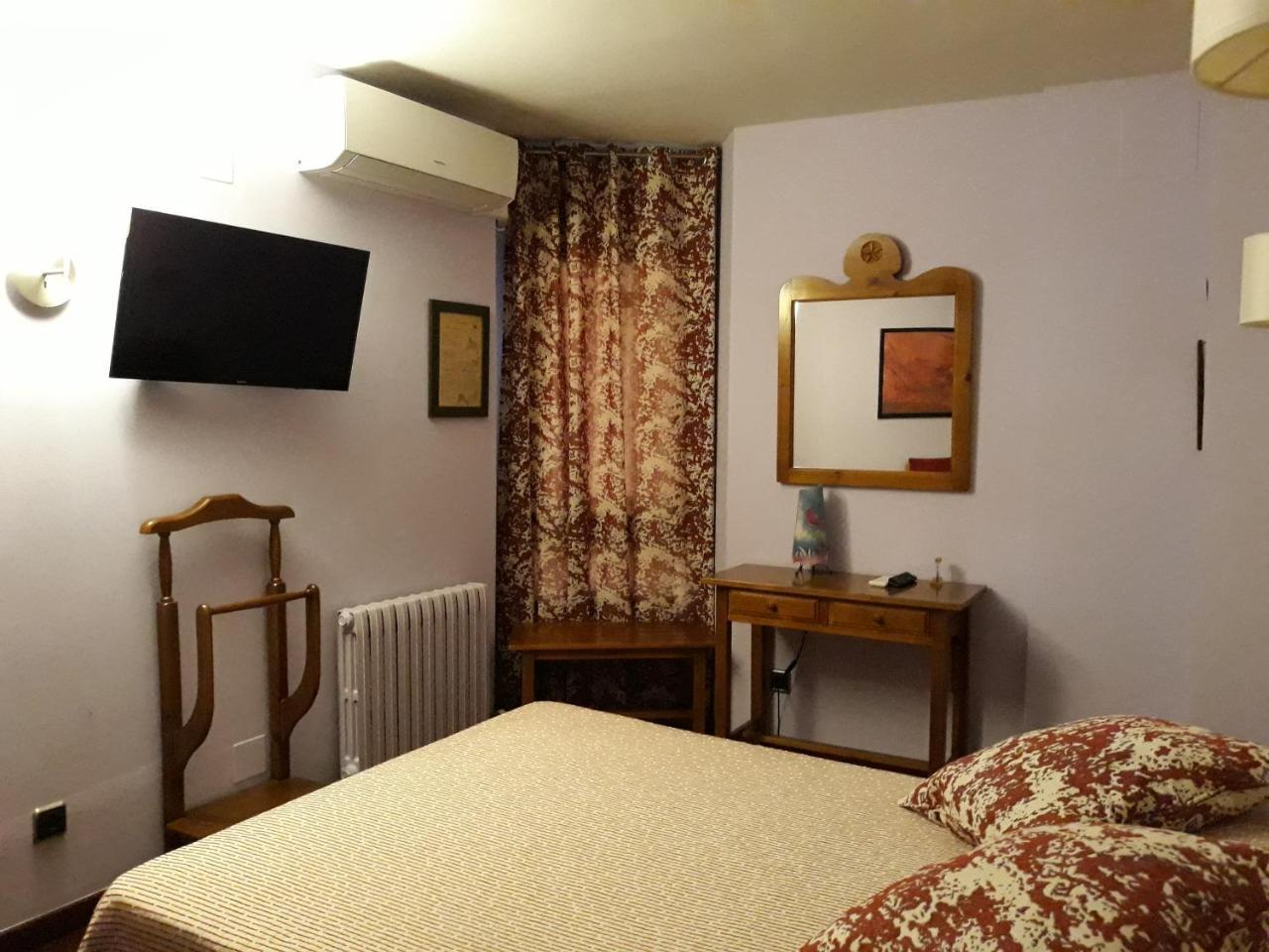 Hotel Aragueells Benasque Extérieur photo