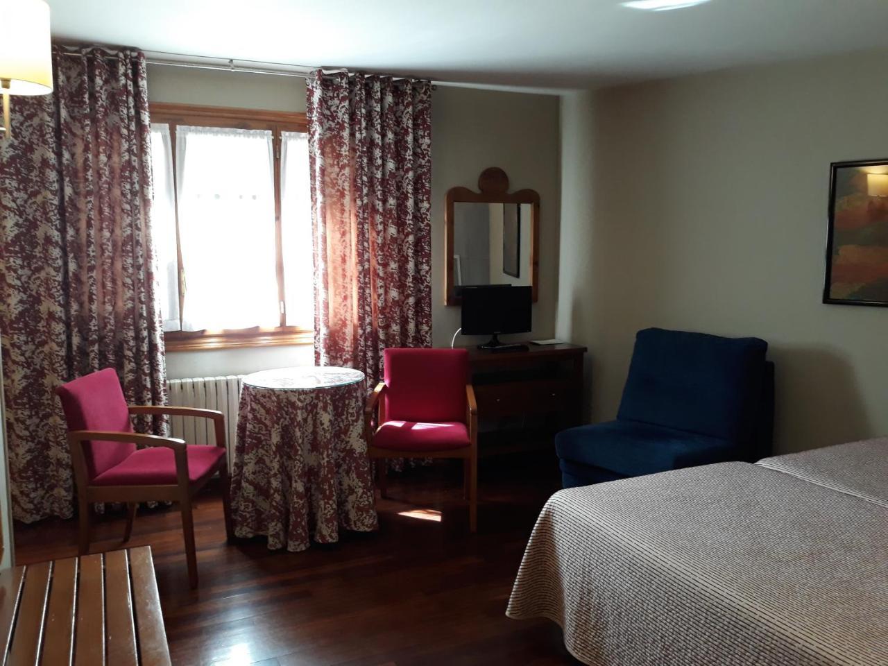 Hotel Aragueells Benasque Extérieur photo