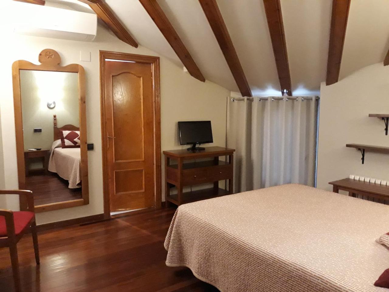 Hotel Aragueells Benasque Extérieur photo